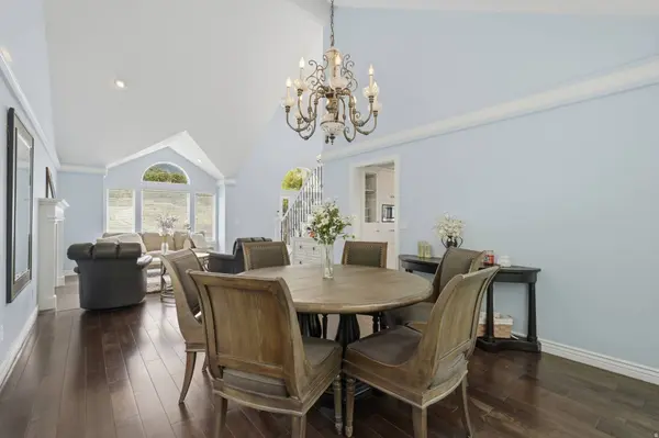 3439 E CANYON COVE DR, Holladay, UT 84121