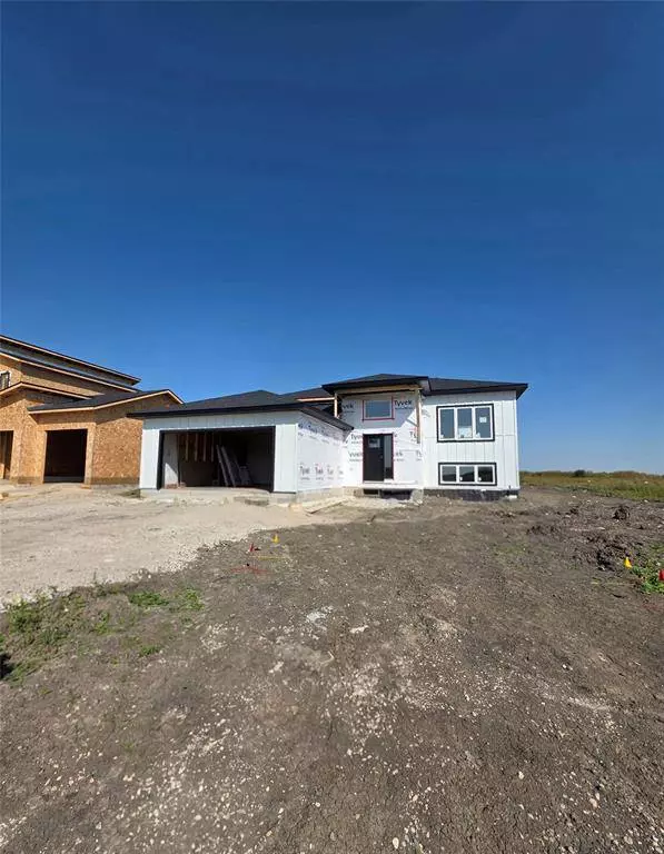 19 Ridgemont DR, Niverville, MB R0A 0A2