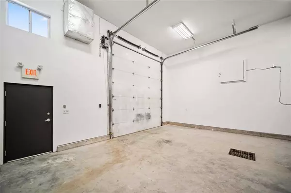 41089 6TH AVE, Niverville, MB R0A 1E0