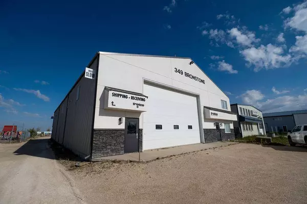 349 BRONSTONE DR, Niverville, MB R0A 1E0