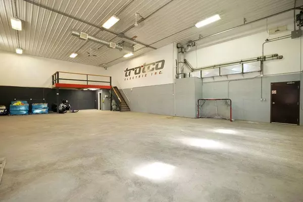 349 BRONSTONE DR, Niverville, MB R0A 1E0