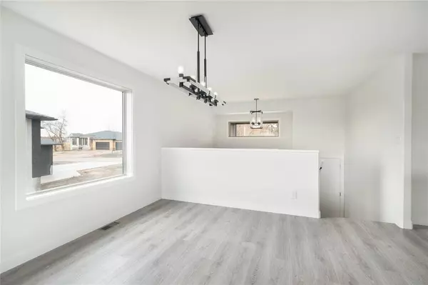 12 Prestwick ST, Niverville, MB R0A 0A1