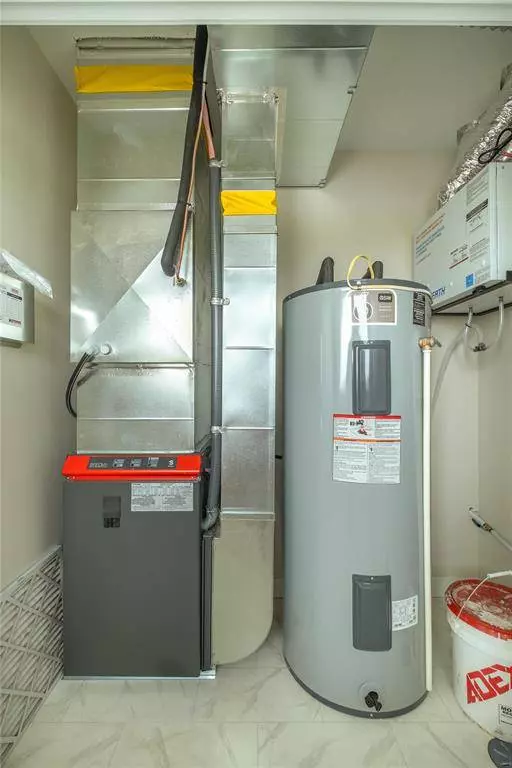 221 Kingshead RD, Niverville, MB R0A 0A1