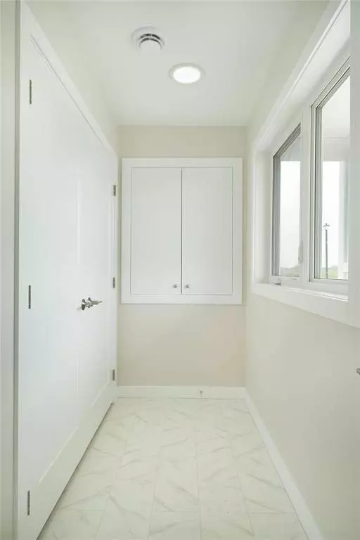 229 Kingshead RD, Niverville, MB R0A 0A1