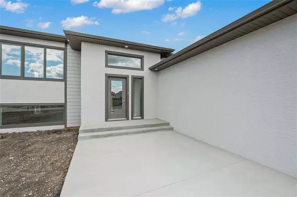 450 Sand Piper TRL, Landmark, MB R0A 0X0