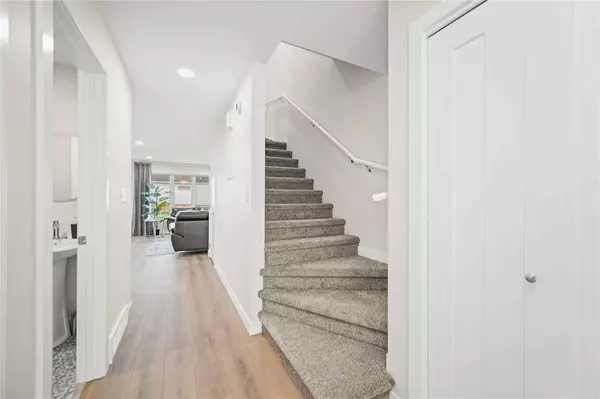 45 Gullane ST, Niverville, MB R0A 0A1