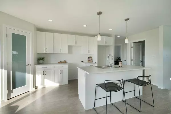 43 Gleneagles ST, Niverville, MB R0A 0A1