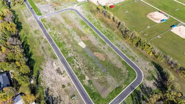 146 Harvest CRES, Lorette, MB R5K 0Y4