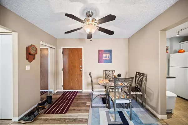 35 Wynford DR, Winnipeg, MB R2C 3T8