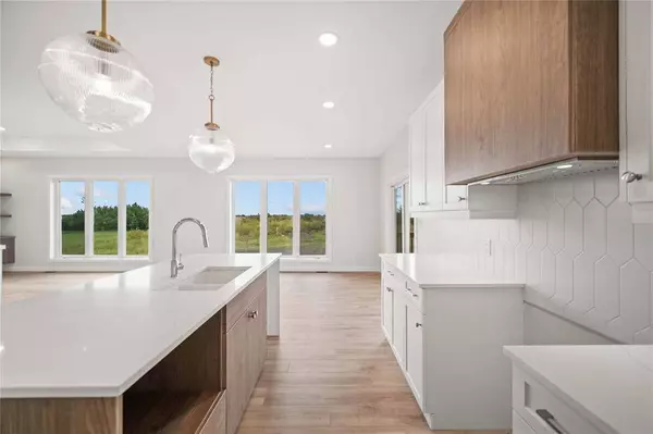 826 Turnberry CV, Niverville, MB R0A 0A1