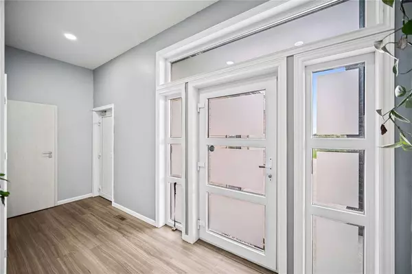 63 Grace LN, Mitchell, MB R5G 2M2