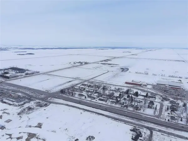 37 Mulberry AVE, Niverville, MB R0A 0A1