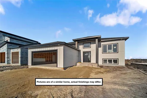 15 Ridgemont DR, Niverville, MB R0A 0A1