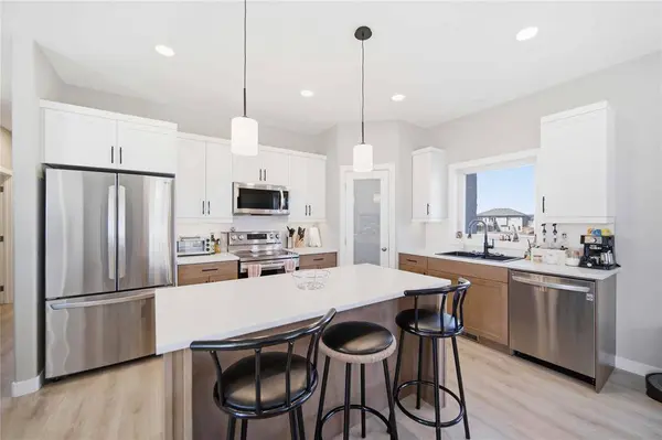 30 Aberdeen DR, Niverville, MB R0A 0A1