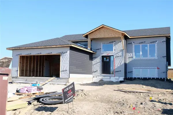 15 Ridgemont DR, Niverville, MB R0A 0A1