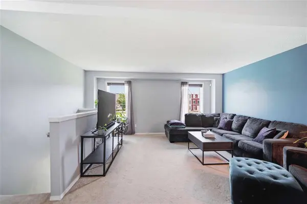 1000 Aldgate RD, Winnipeg, MB R2N 0B1