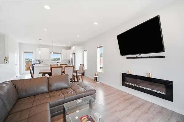 78 Williams Bay, Lorette, MB R0A 0Y0