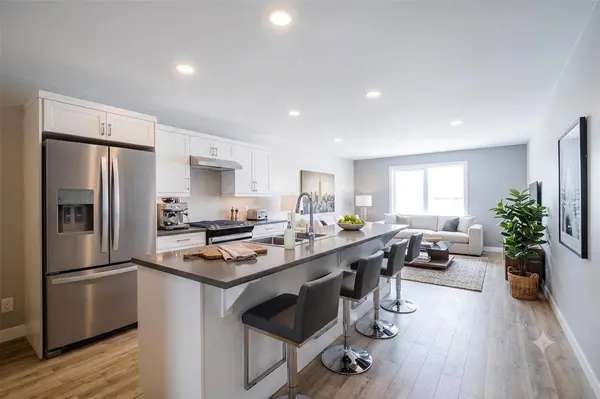 3 Balgownie DR, Niverville, MB R0A 0A1