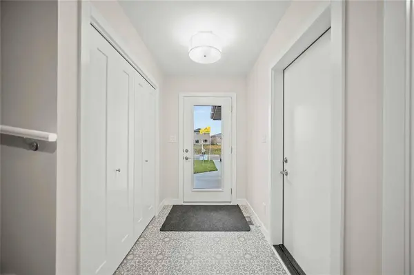 5 Balgownie DR, Niverville, MB R0A 0A1