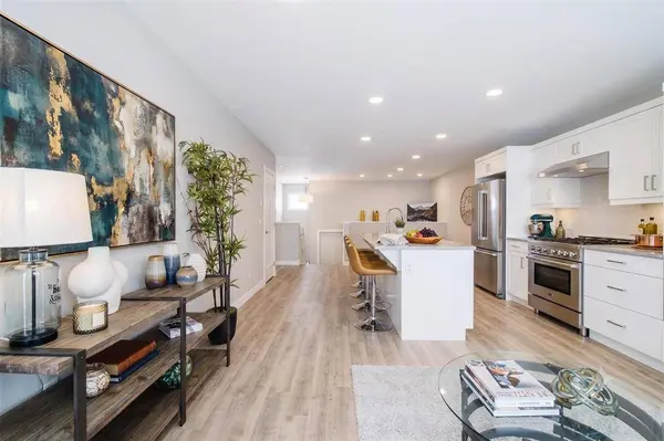 3 Balgownie DR, Niverville, MB R0A 0A1