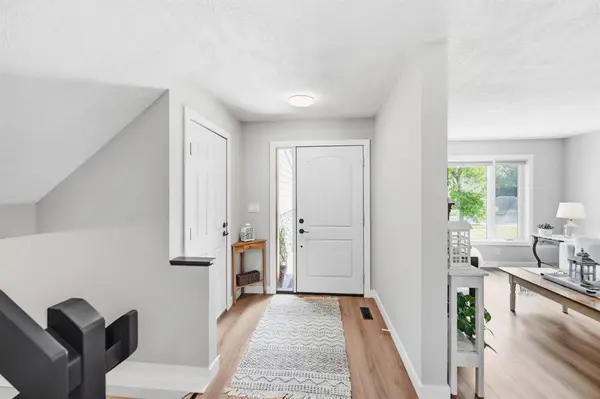 22 Filbert CRES, Winnipeg, MB R3W 1J3