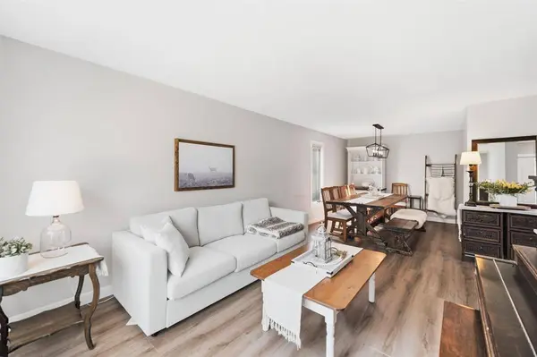 22 Filbert CRES, Winnipeg, MB R3W 1J3