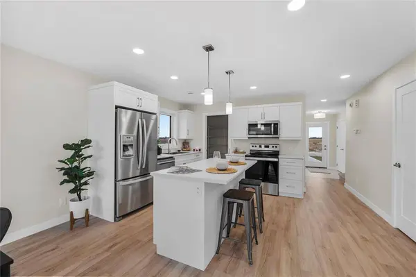 205 Kingshead RD, Niverville, MB R0A 0A1