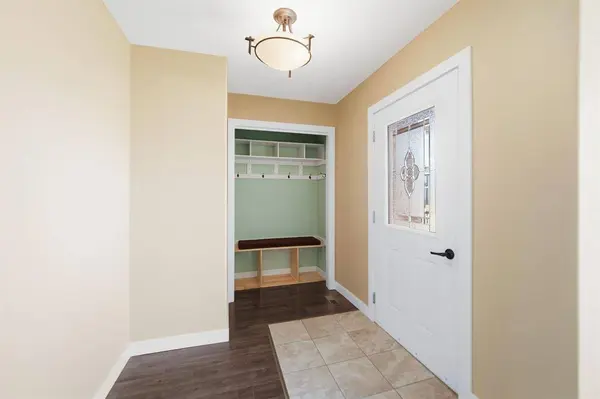 11 Feathertail WAY, New Bothwell, MB R0A 1C0