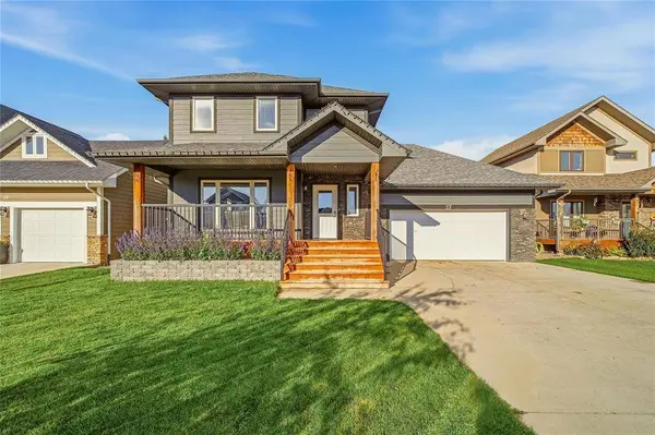 27 Wyndham CT