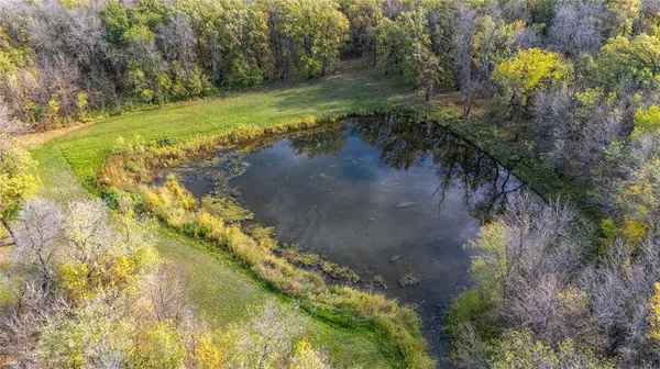 97 Harvest CRES, Lorette, MB R5K 0Y4