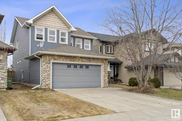 7308 SINGER WY NW, Edmonton, AB T6R 3S1