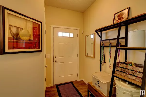 2546 ORCHARDS WY SW, Edmonton, AB T6X 2E1