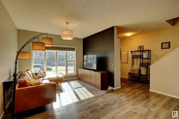 2546 ORCHARDS WY SW, Edmonton, AB T6X 2E1