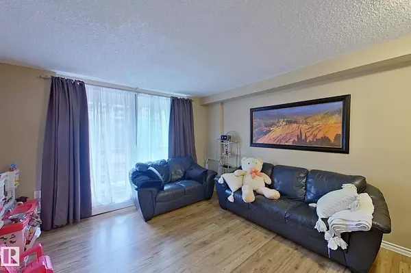 #204 12831 66 ST NW, Edmonton, AB T5C 0A4