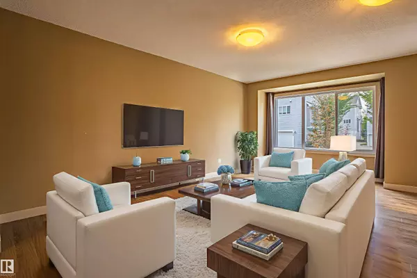 #32 2121 HADDOW DR NW, Edmonton, AB T6R 0W6