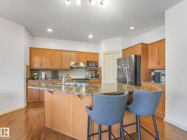 3031 SPENCE WD SW, Edmonton, AB T6X 1M6