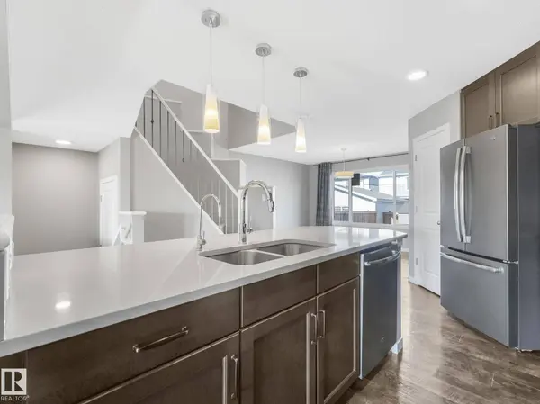 4108 CHAPPELLE GR SW, Edmonton, AB T6W 4M5