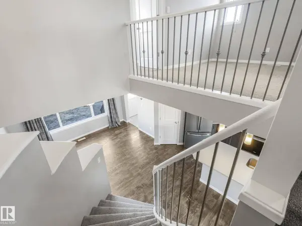 4108 CHAPPELLE GR SW, Edmonton, AB T6W 4M5