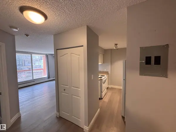 #203 12831 66 ST NW, Edmonton, AB T5C 0A4