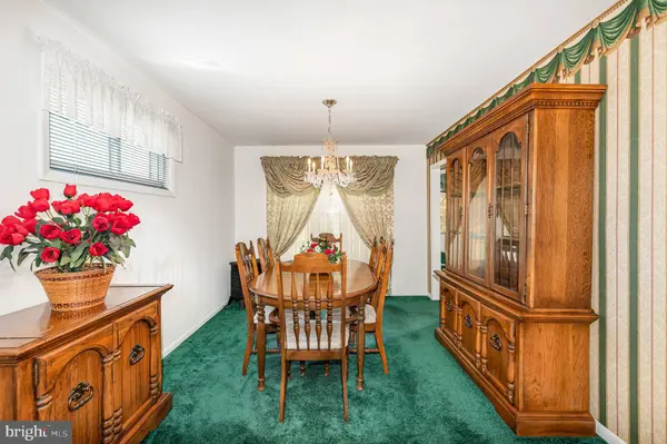 1513 CHAPEL HILL DR, Baltimore, MD 21237