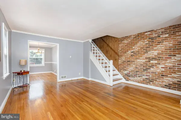 948 MIDDLESEX RD, Baltimore, MD 21221