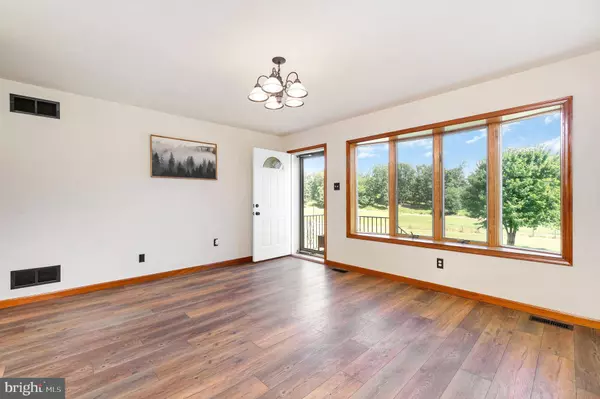 4816 AMOS RD, White Hall, MD 21161