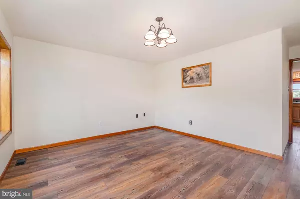 4816 AMOS RD, White Hall, MD 21161