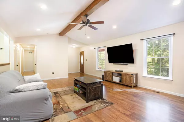 3220 LUCKY DR, Street, MD 21154