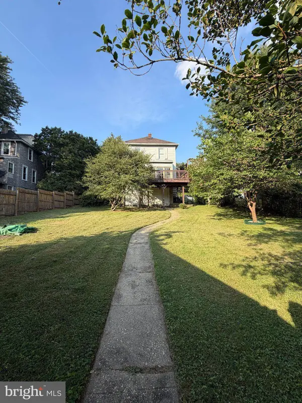 7 MAPLE AVE, Baltimore, MD 21206