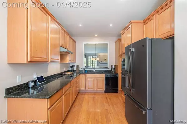 16681 Lyonhurst Circle, Northville Twp, MI 48168