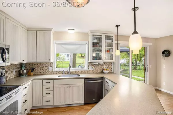 7315 Northdale Drive, Hamburg Twp, MI 48116