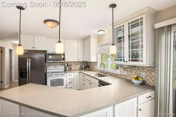 7315 Northdale Drive, Hamburg Twp, MI 48116