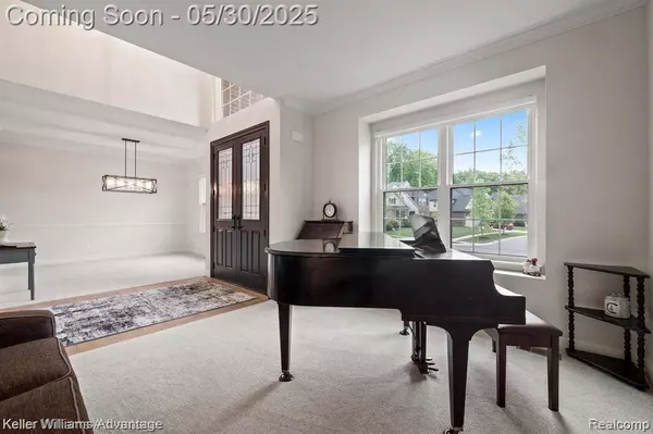 41740 Steinbeck Glen, Novi, MI 48377