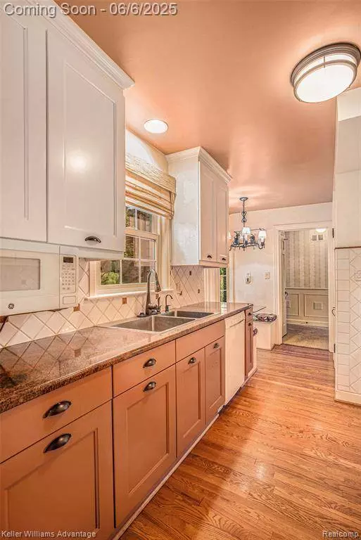 32644 Colony Hill Drive, Franklin Vlg, MI 48025